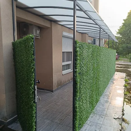Mila's Zvezdara Apartment
